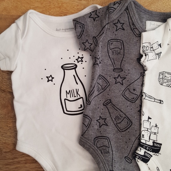 Last Chance! Newborn Baby Onesies and Shorts lot - Picture 2 of 8